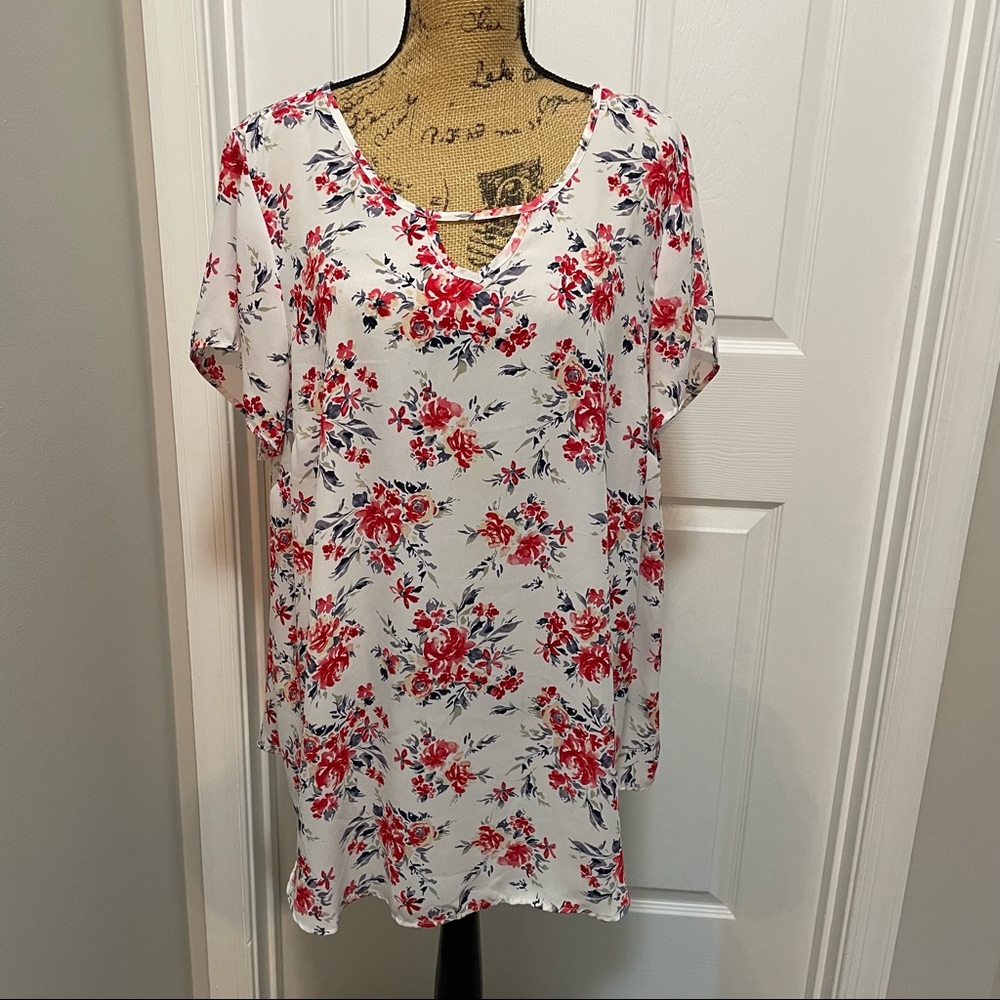 Torrid Floral Blouse - Picture 2 of 8